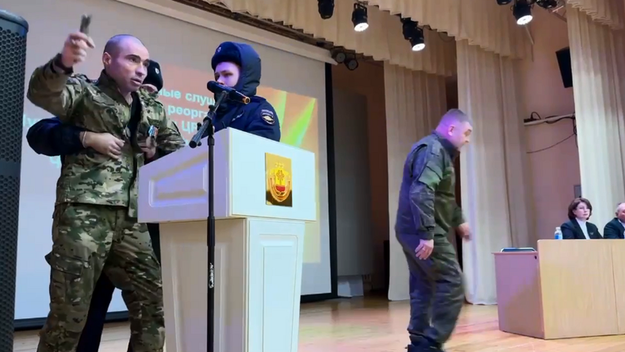 На публичных слушаниях по присоединению Яльчикс...