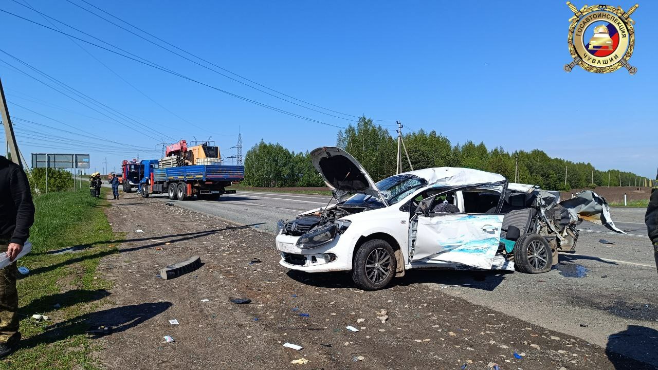 Водитель иномарки погиб при столкновении с манипулятором в Чувашии В Чебоксарском округе Чувашии произошло смертел...