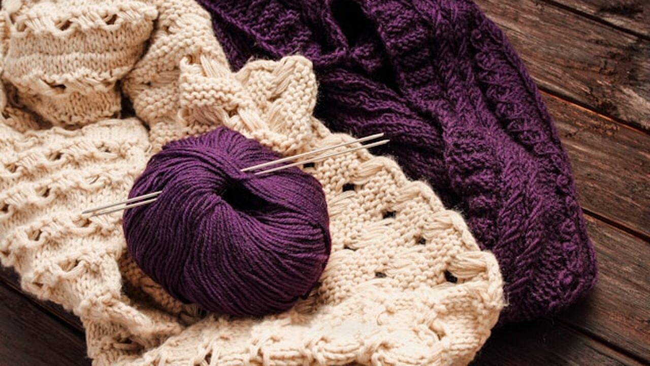 Накопившиеся остатки пряжи, которые часто пылят...