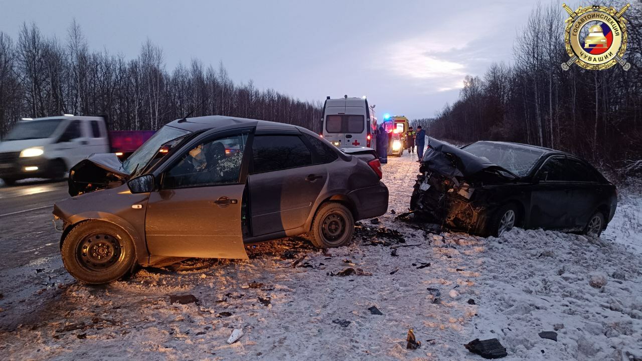 Три человека погибли в страшной аварии в Чебоксарском округе Три человека погибли в ДТП в Чебоксарском округ...