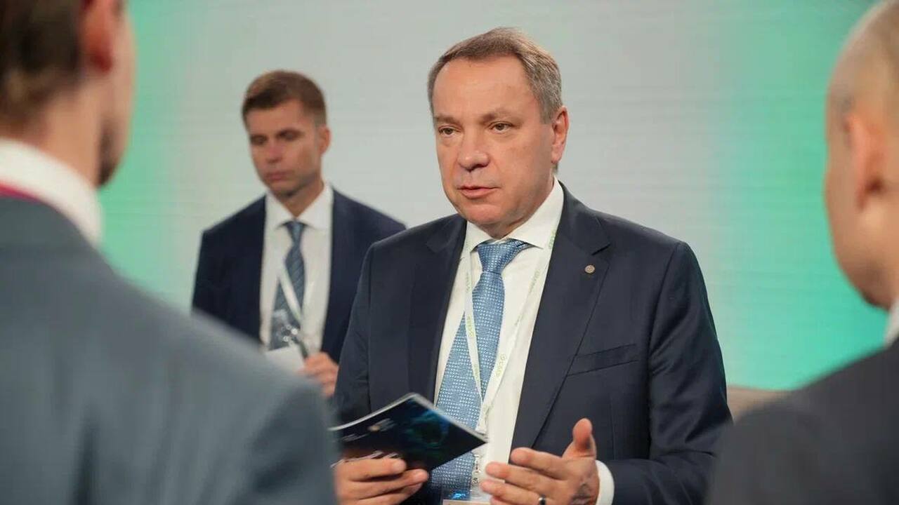На фоне развития дипфейков Сбер призвал защитит...