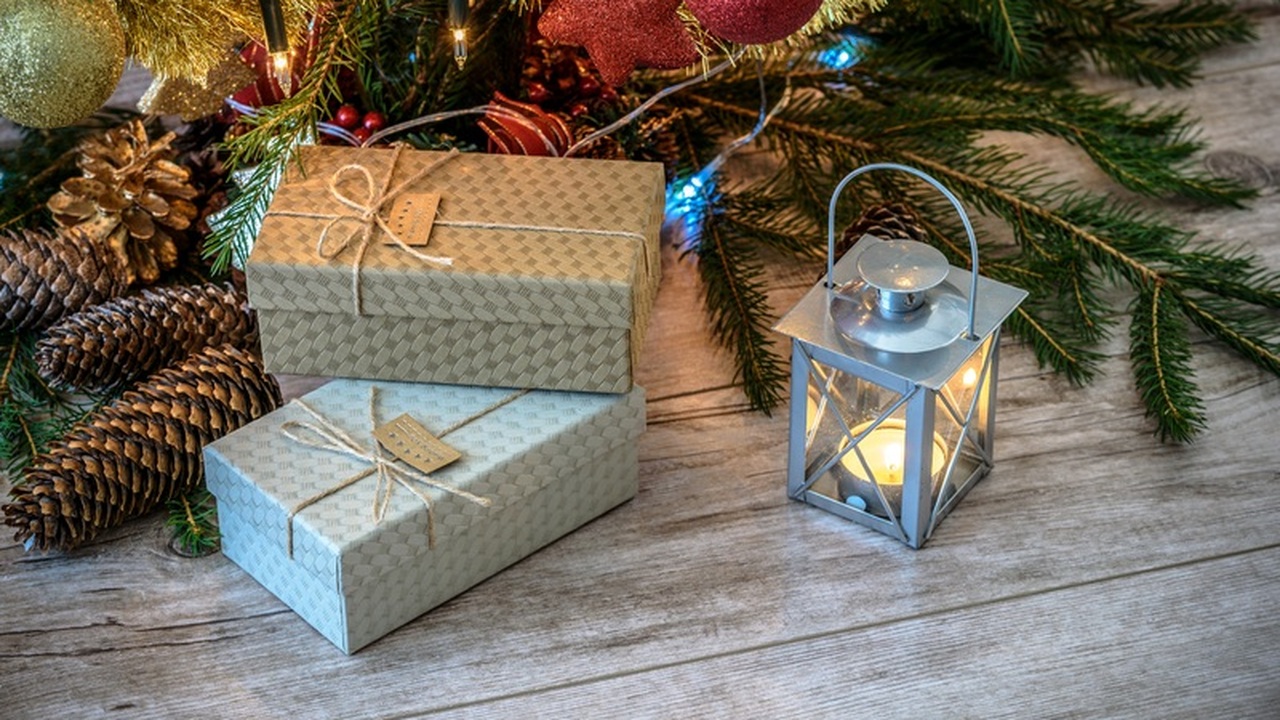 Поиск идеального новогоднего презента часто пре...