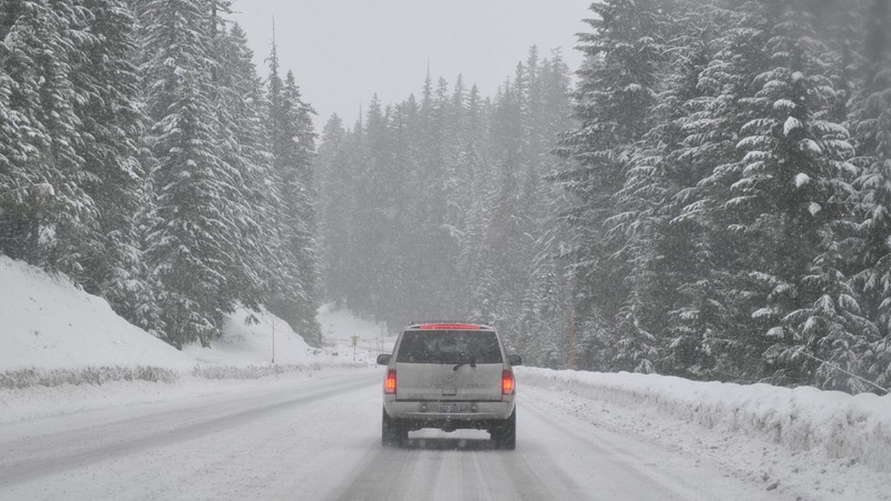 Как финны заводят авто при –30 без прогрева — секреты северных водителей В скандинавских странах, таких как Норвегия и Ш...