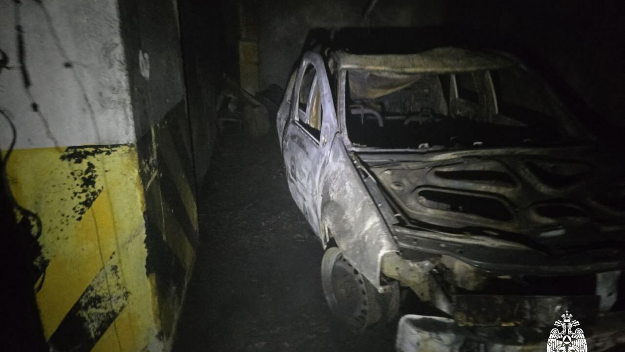В Чебоксарах в гараже под жилым домом загорелся автомобиль Накануне в Чебоксарах загорелся автомобиль &laq...