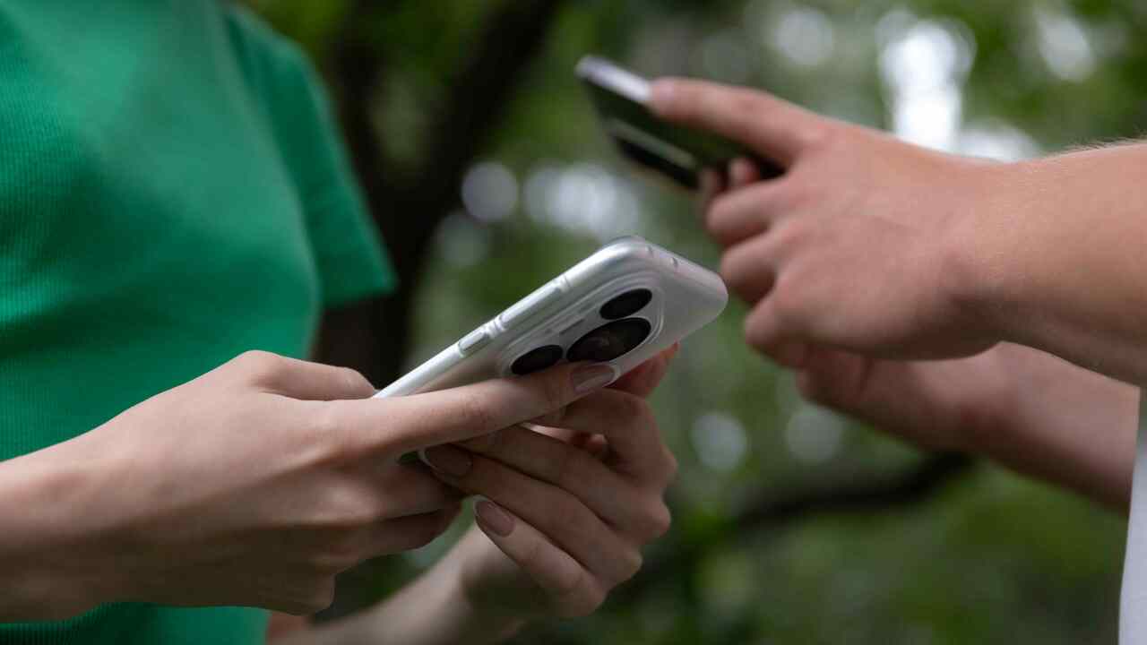 Жителям Чувашии рассказали о целесообразности ремонта смартфонов Когда гаджет начинает работать хуже, мы оказыва...