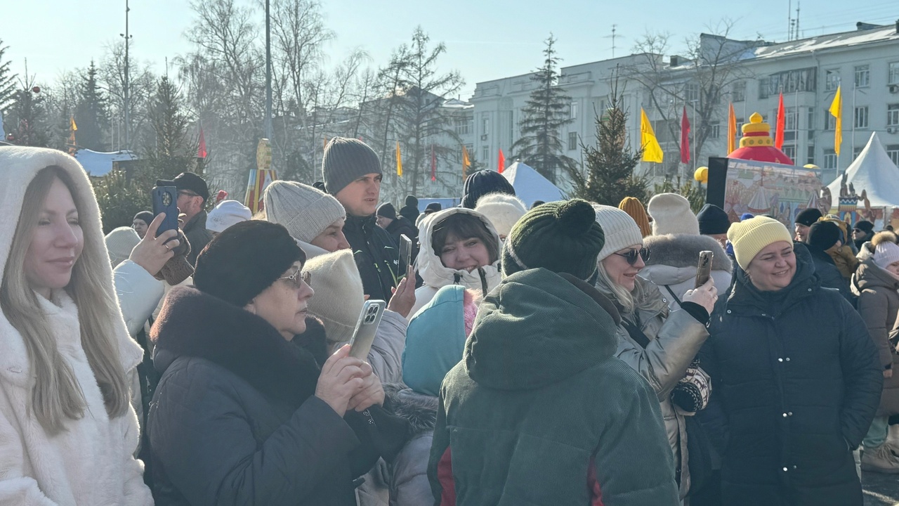 Пенсионерам 23 марта зачислят на карту разовую ...