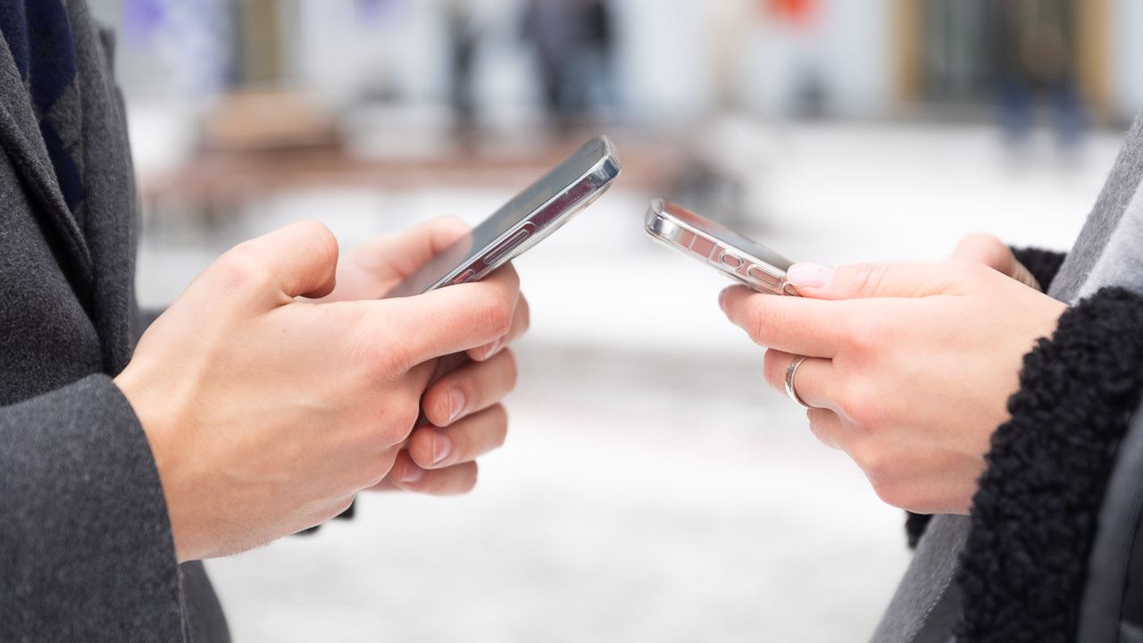 Россиянам стал доступен интернет на скорости 5G Жителям страны открывают доступ к сети 5G для с...