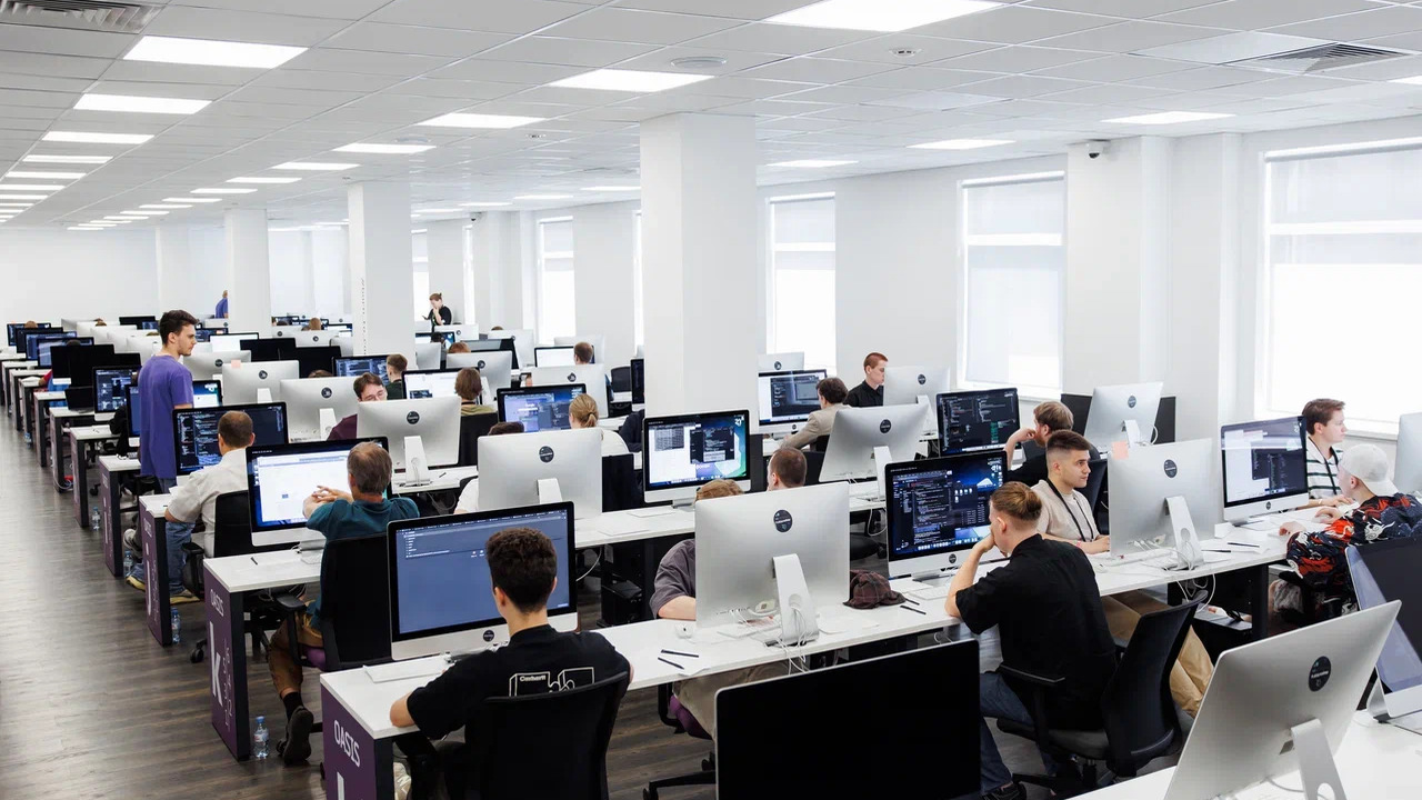 Впервые в этом году доля девушек среди участник...