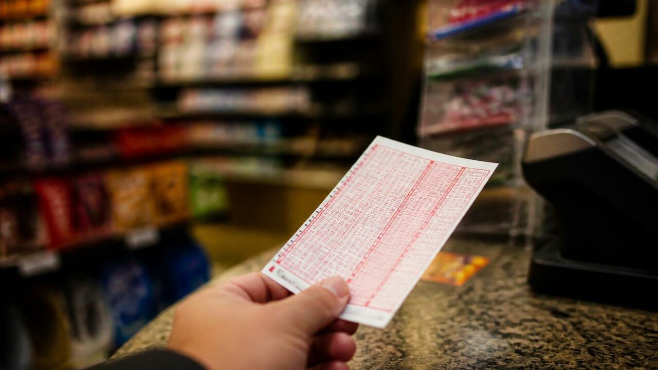 Житель Чувашии выиграл 5 млн рублей в лотерею, ...