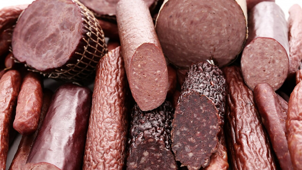 Бутерброд с колбасой – привычный и быстрый спос...