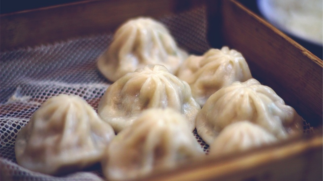 Привычный способ варки пельменей может уступить...