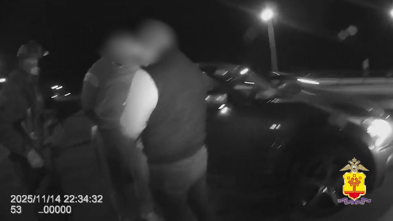 Двух жителей Башкирии поймали в Чувашии с 40 кг наркотиков В Чувашии задержали двух мужчин из Башкирии, ко...