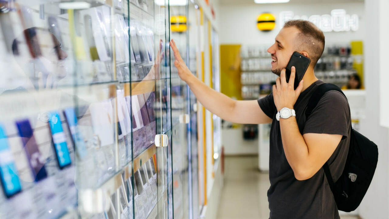 Билайн запустил выгодный трейд-ин: получите новый IPhone 17 или другой смартфон с выгодой до 50% Билайн объявил о запуске акции «Выгода в трейд-...