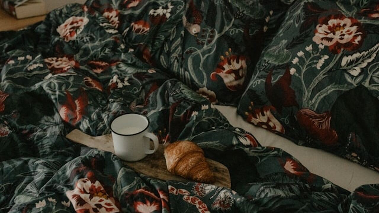 Как часто менять постельное бельё: рекомендации специалистов Специалисты в области медицины и гигиены напомн...