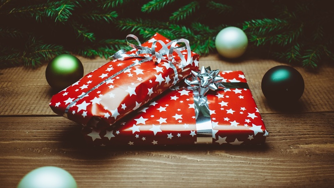 Приближение новогодних праздников неизбежно ста...