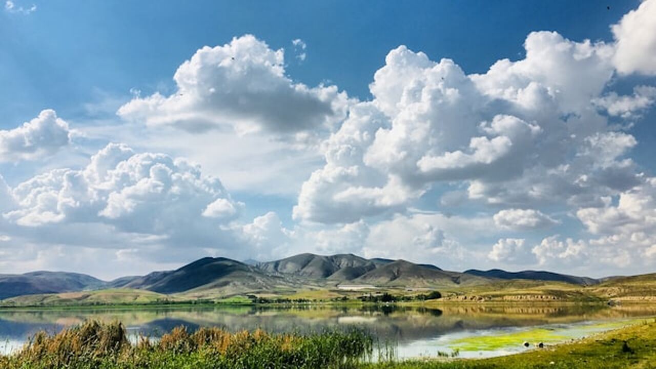 Метеорологи прогнозируют, что июнь в России мож...