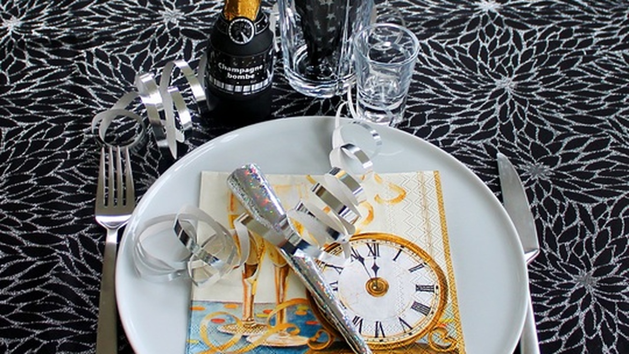 Приближение 2026 года, года Красной Огненной Ло...