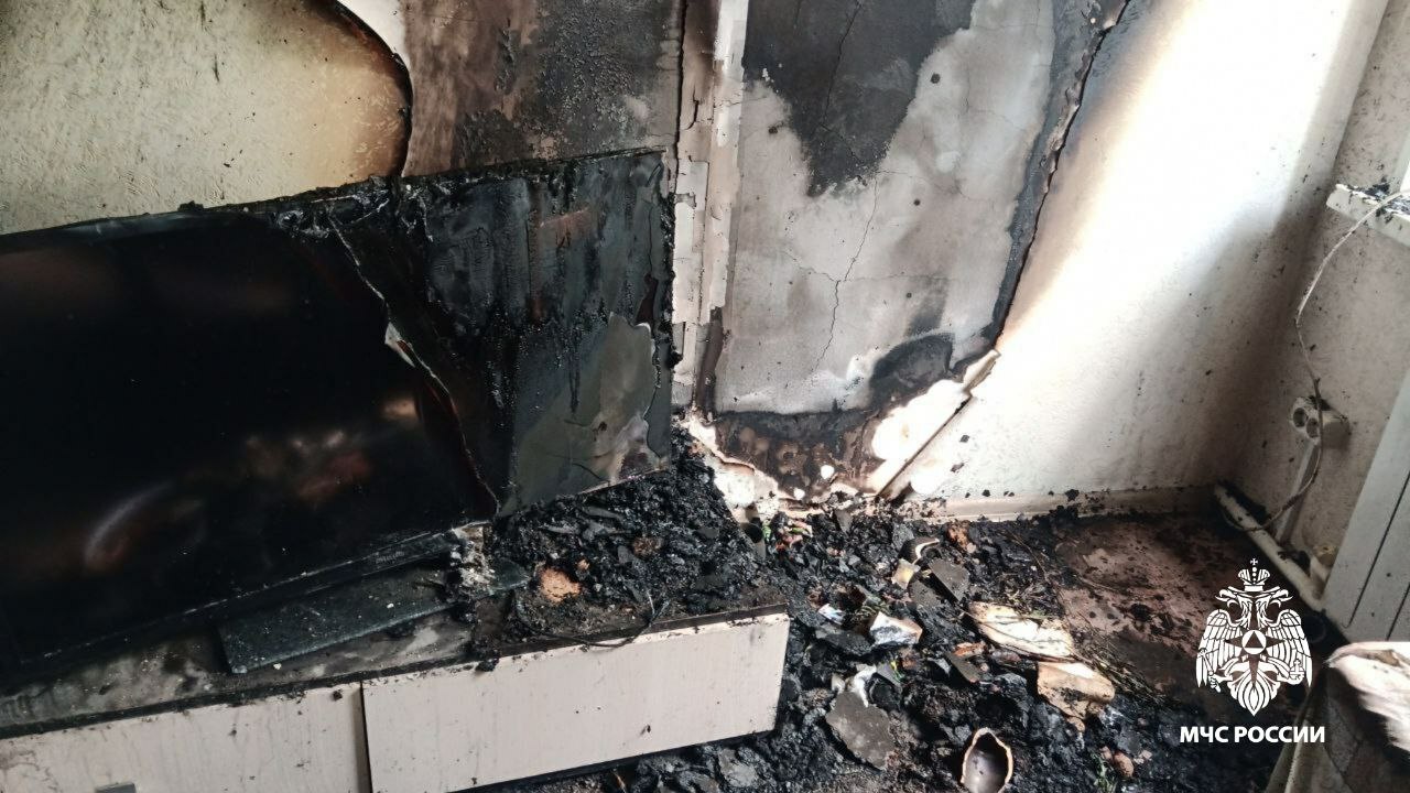 В Чувашии квартира горела из-за неисправного электроприбора В Вурнарском округе утром 9 мая произошел пожар...