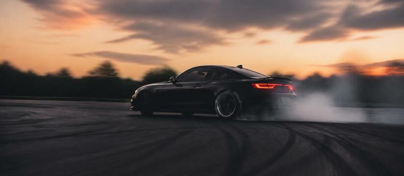 BMW запатентовала подвеску для управляемого дрифта