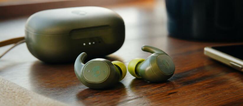 SteelSeries выпустила новые наушники Arctis Gam...