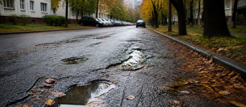 Дороги, урны и транспорт: на что жаловались нов...