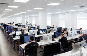 Студенты, программисты, преподаватели, промышле...