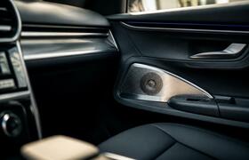 Bose в серийных машинах: пять марок от Chevrole...