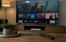 Google TV обновила Freeplay: более 10 000 фильм...