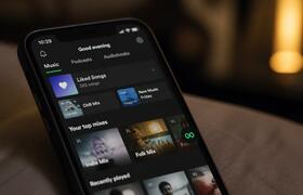 Что означает значок бесконечности в Apple Music...